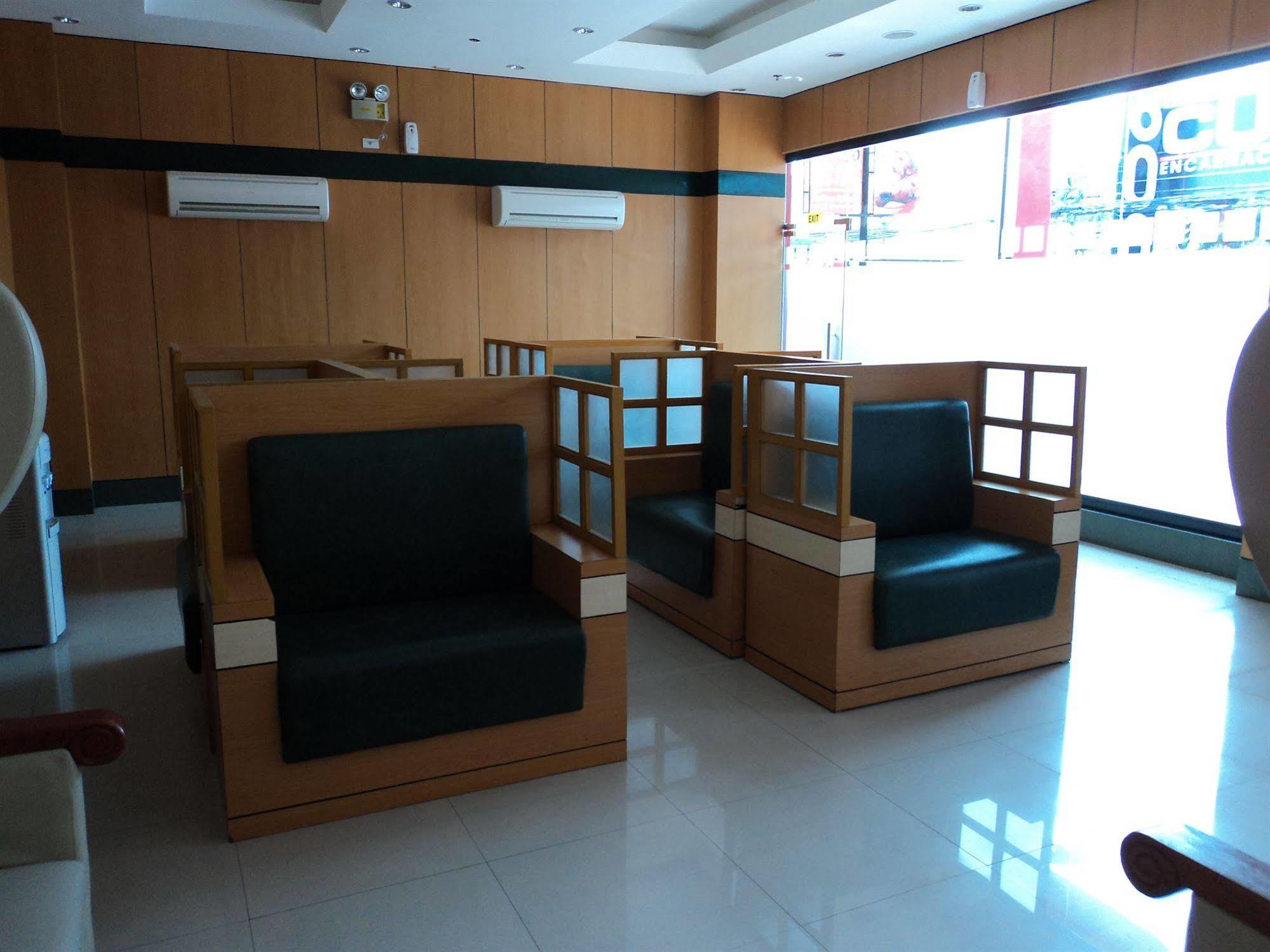 Hotel Sogo Cabanatuan Eksteriør billede
